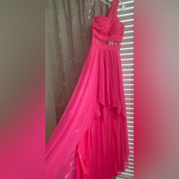 New/Never Used - ADRIANNA PAPELL ONE SHLDR HIGHLOW CHIFFON Dress - Picture 3 of 13